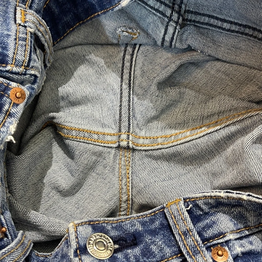 Abercrombie & Fitch THE SKINNY HIGHRISE WOMENS 27/4 R Ripped Blue Jeans